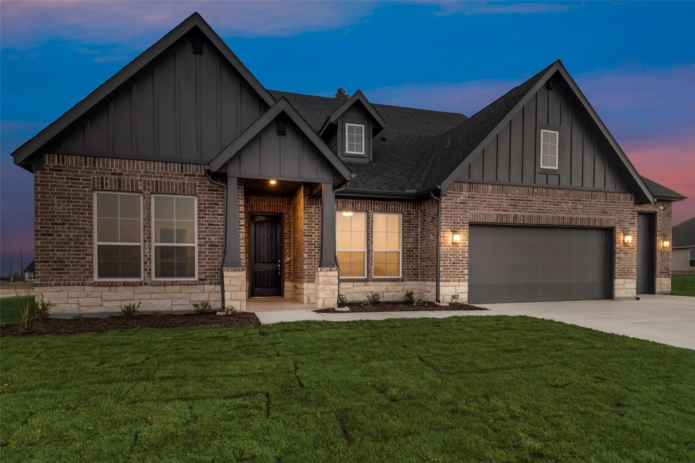 126 Pampas Ct, Decatur, TX 76234 - photo 1