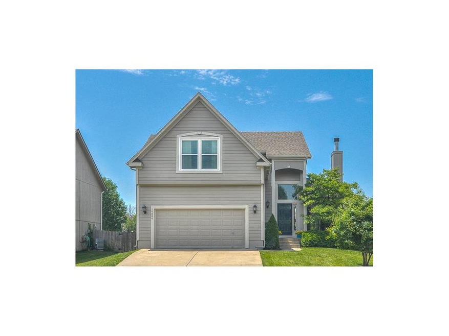 Super Cute in Sought After Symphony Hills!