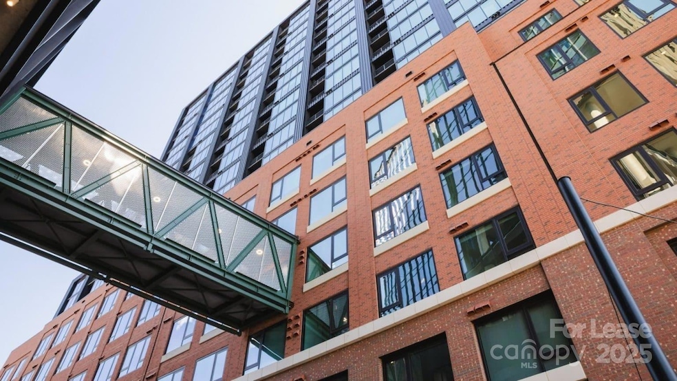 2161 Hawkins St unit 2P-P, Charlotte, NC 28203 - photo 1