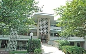 7525 Spring Lake Dr unit D-2, Bethesda, MD 20817 - photo 1