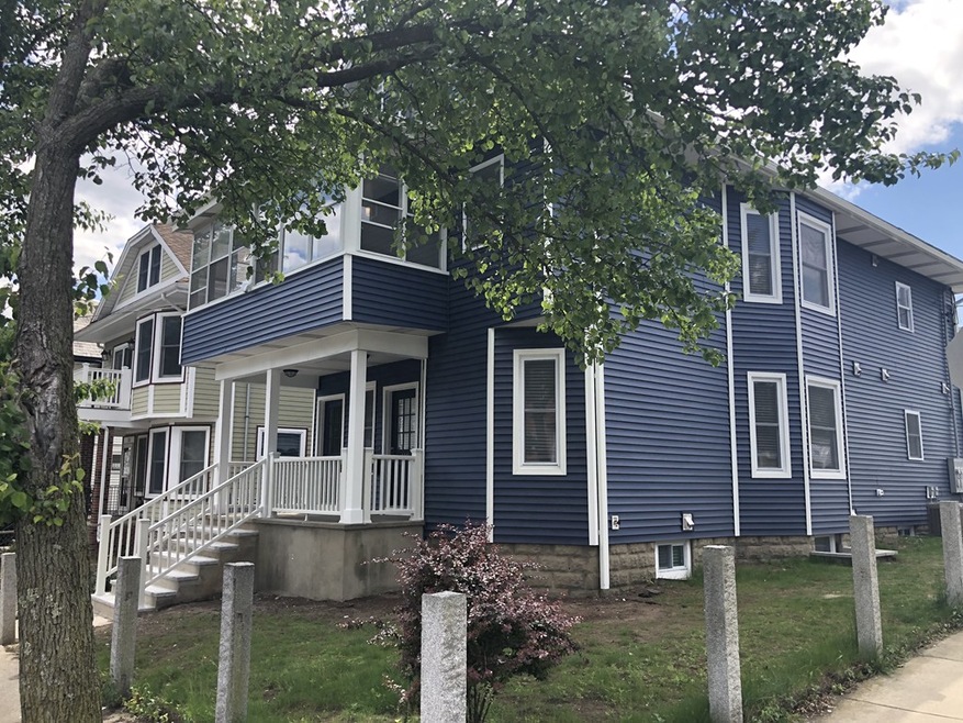 119 W Adams St unit 1, Somerville, MA 02144 - photo 1