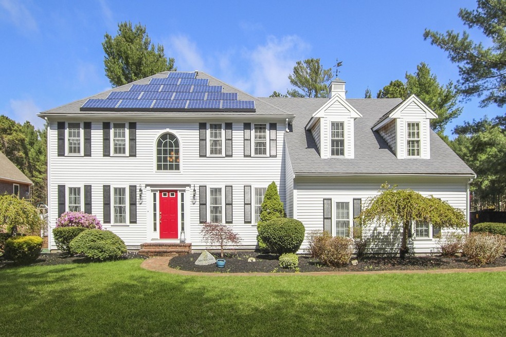 22 Fairview Ln, Plymouth, MA 02360 - photo 1