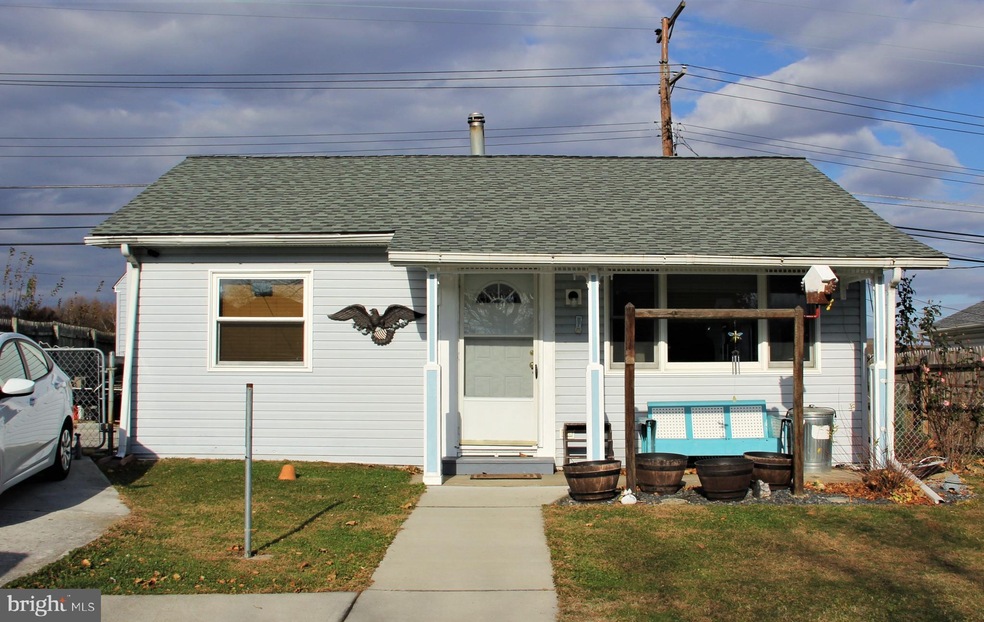 103 Dihedral Dr, Middle River, MD 21220 - photo 1