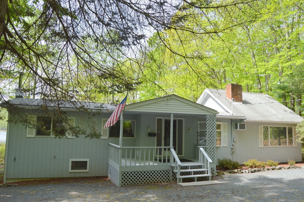 335 E Shore Dr, Lake Ariel, PA 18436 - photo 1