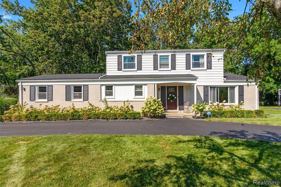 Pending $424,900 • Co-Listing Agent