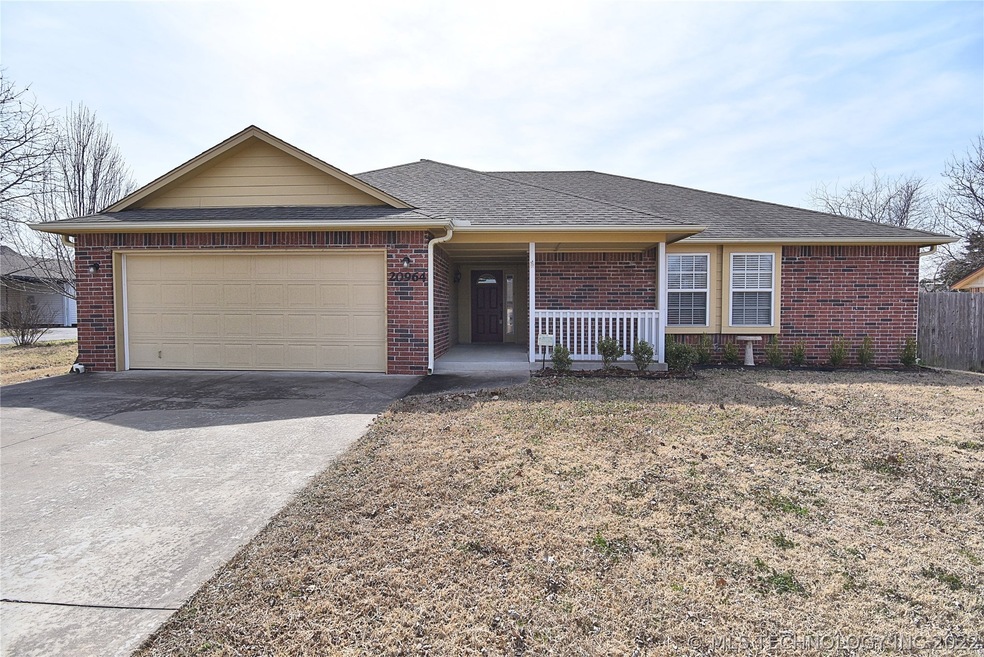 20964 E 38th St S, Broken Arrow, OK 74014 - photo 1