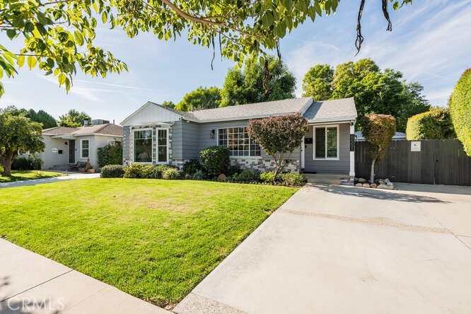 6551 De Celis Place, Van Nuys, CA 91406 - photo 1