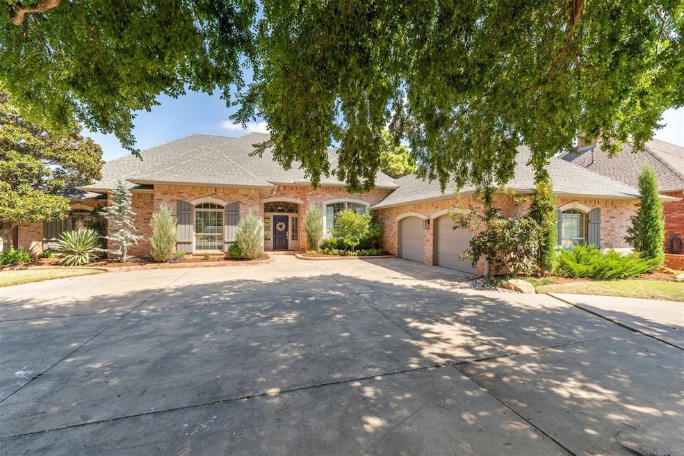 3109 Birch Bark Ln, Oklahoma City, OK 73120 - photo 1