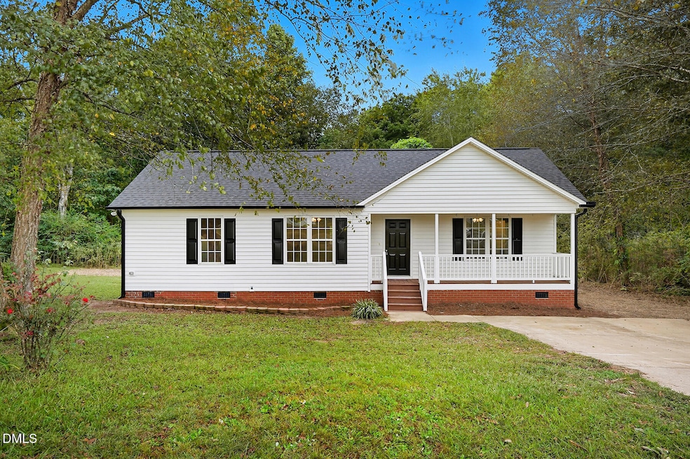 109 Bryant Dr, Smithfield, NC 27577 - photo 1