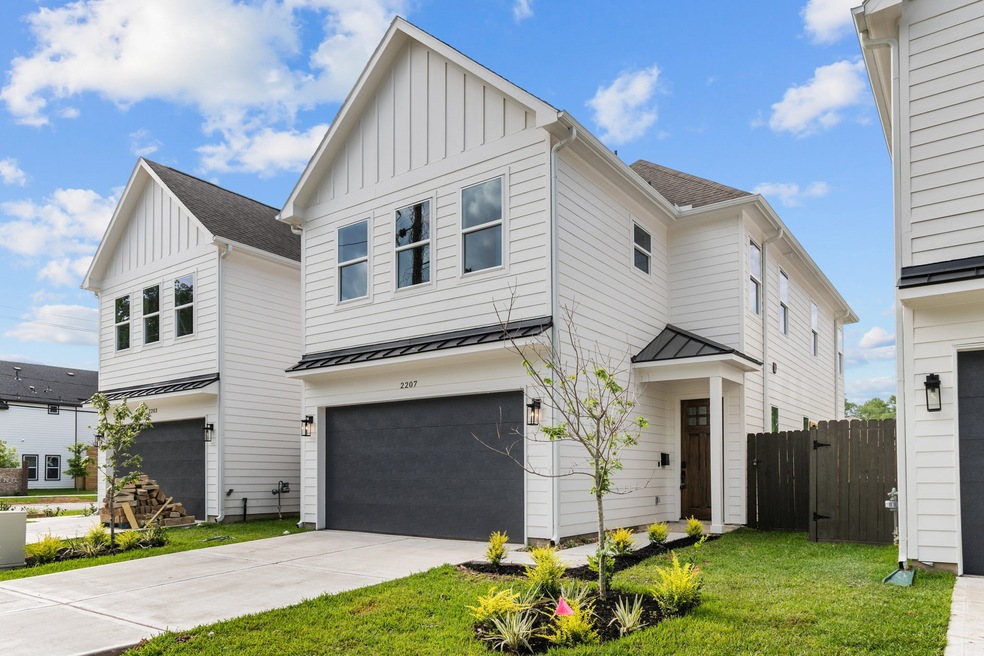 2207 Mansfield St, Houston, TX 77091 - photo 1