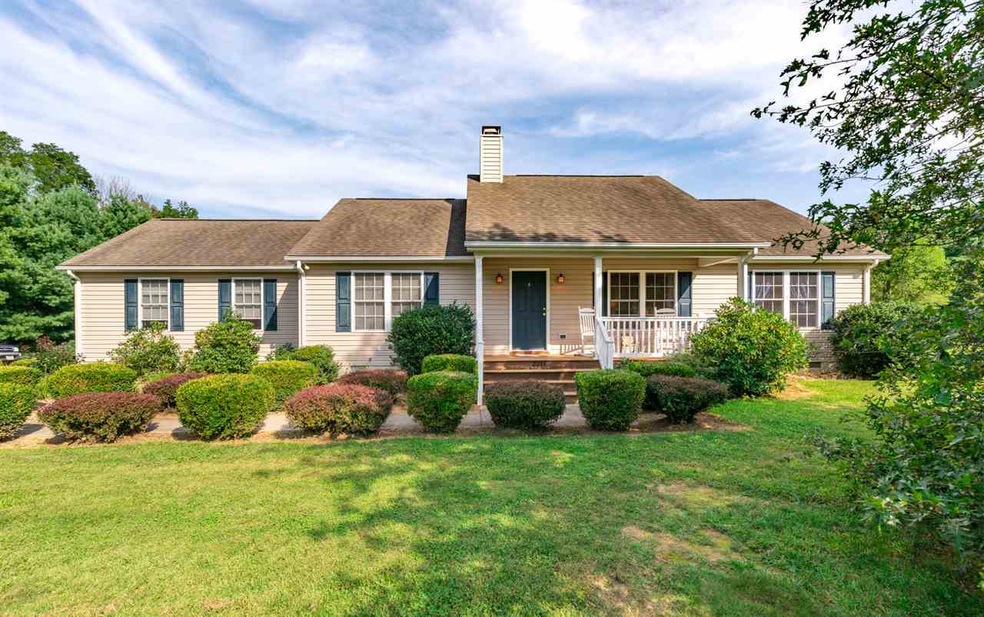 2034 Mt Torrey Rd, Lyndhurst, VA 22952 - photo 1