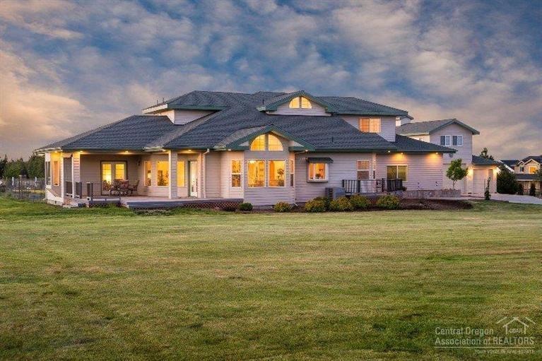 22360 Rickard Rd, Bend, OR 97702 - photo 1