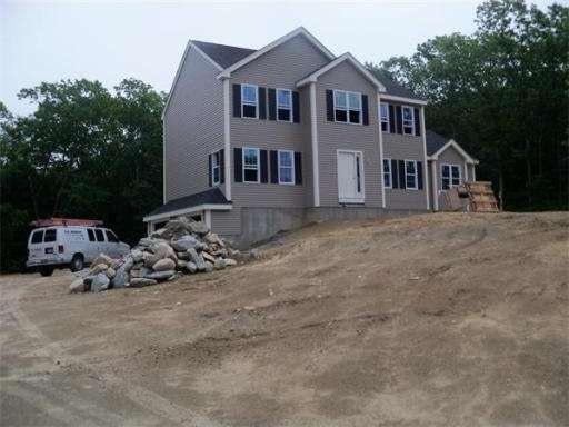 20 Waterman Way, Uxbridge, MA 01569 - photo 1