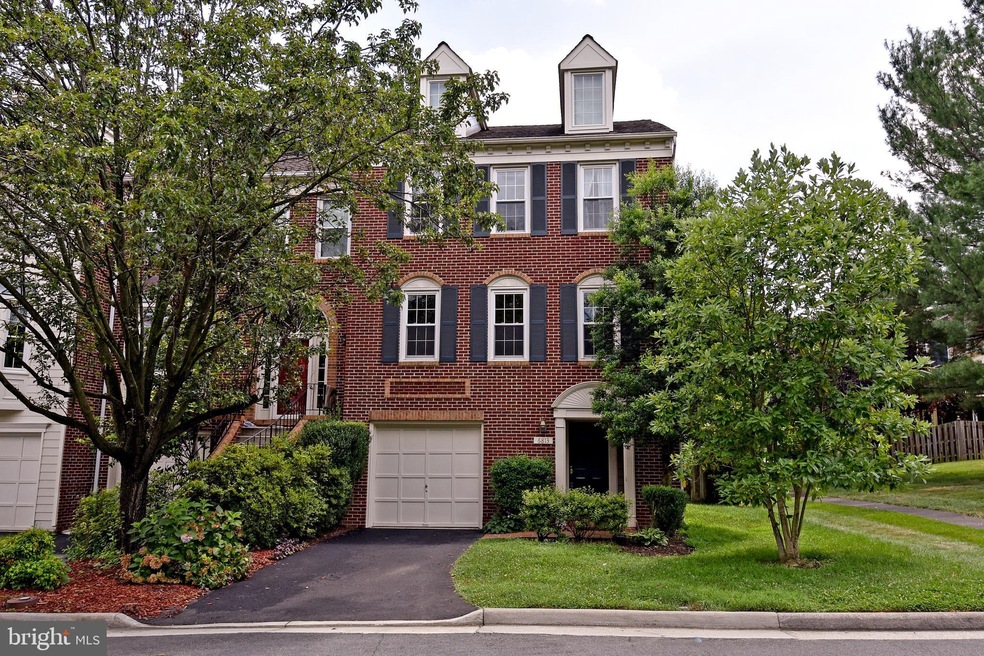 6813 Mclean Province Cir, Falls Church, VA 22043 - photo 1