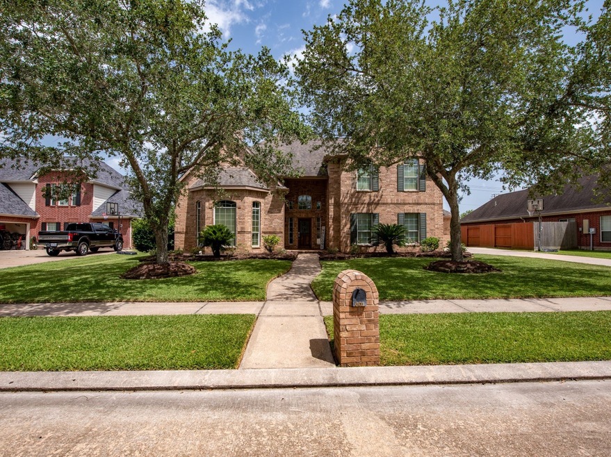 601 High Ridge Dr, Friendswood, TX 77546 - photo 1