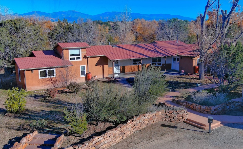 7 Monte Enebro, Santa Fe, NM 87506 - photo 1