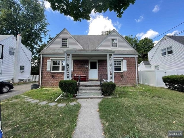 9-16 2nd St unit 2X, Fair Lawn, NJ 07410 - photo 1