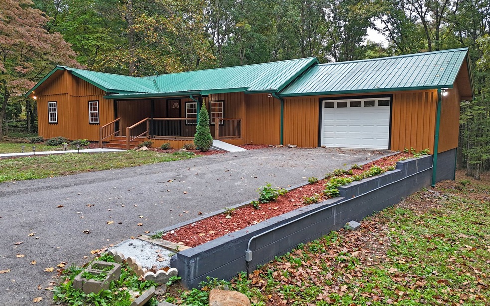 1843 Old Mobile Rd, McCaysville, GA 30555 MLS 329116