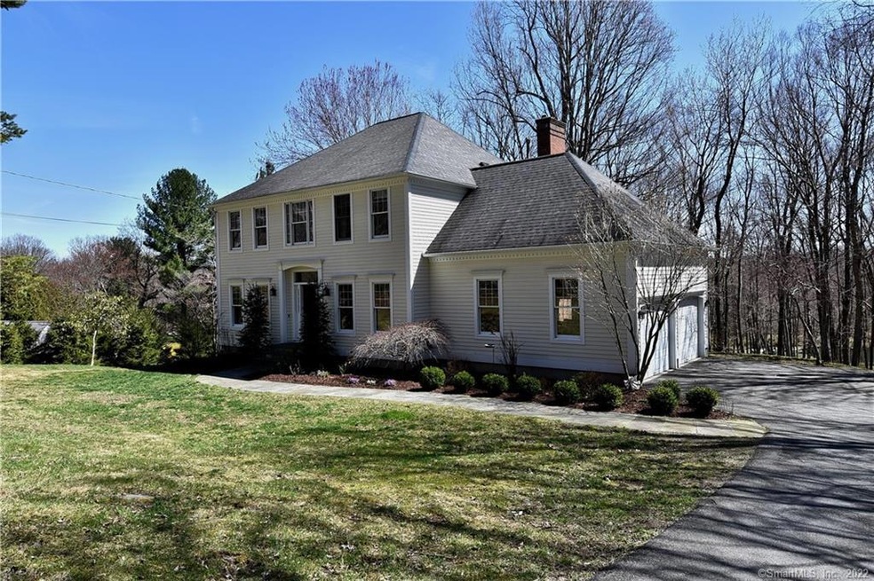 4 Old Dodgingtown Rd, Bethel, CT 06801 - photo 1