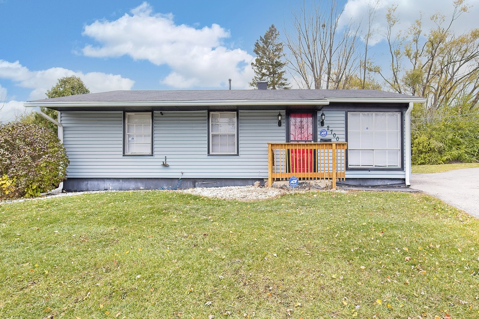 2700 20th St, Zion, IL 60099 - photo 1