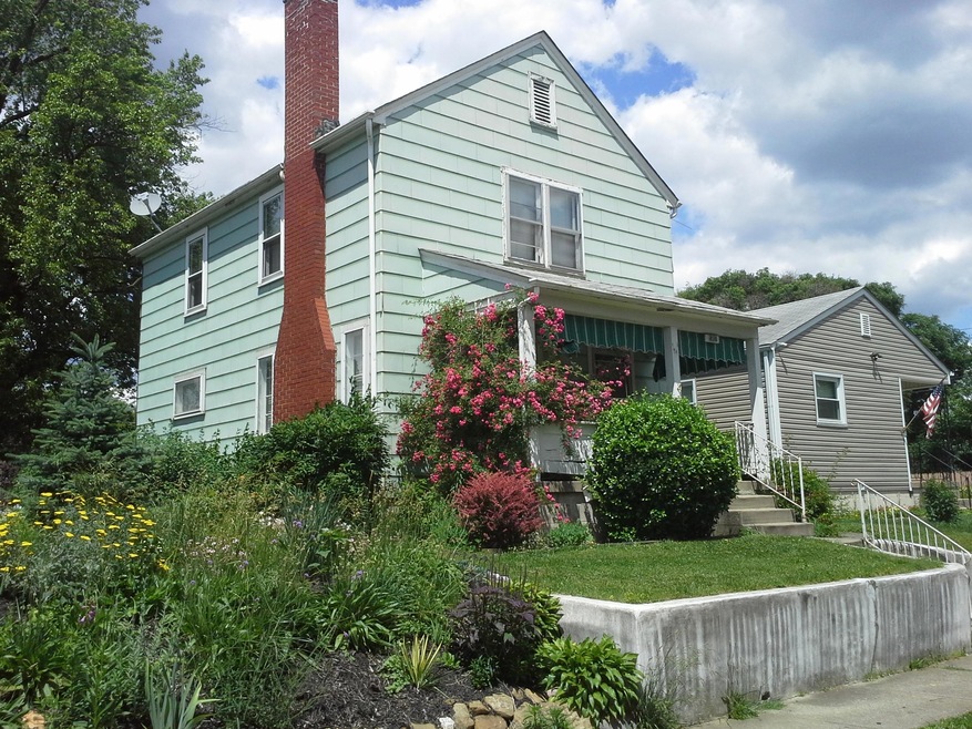 Woodrow front