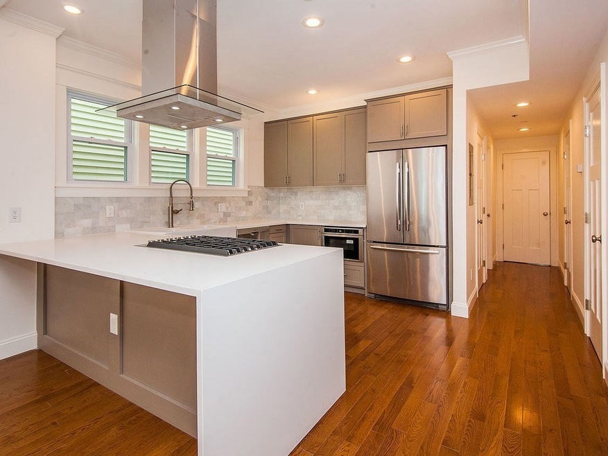 174 L St unit 1, Boston, MA 02127 - photo 1