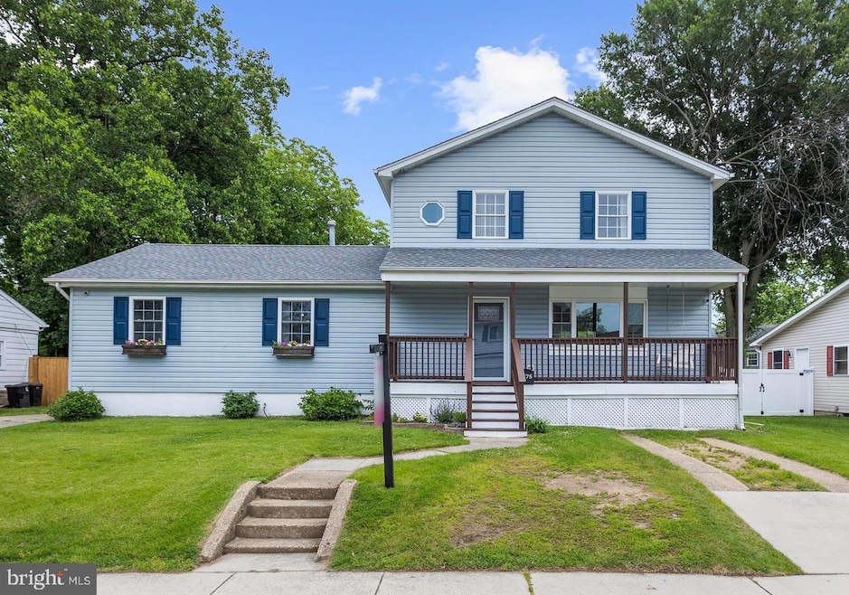 Sold $615,000 • Co-Listing Agent