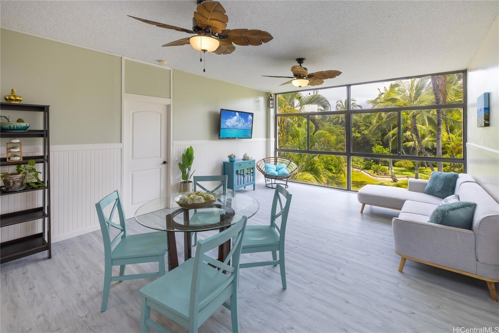 Enjoy the natural sunlight and view from the floor