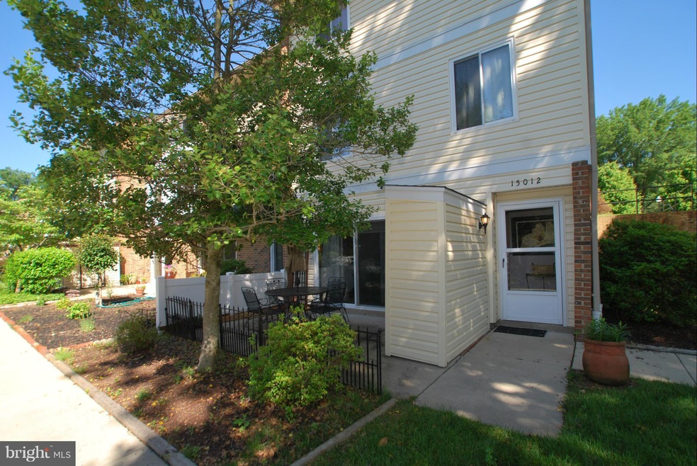 15012 Haslemere Ct, Silver Spring, MD 20906 - photo 1