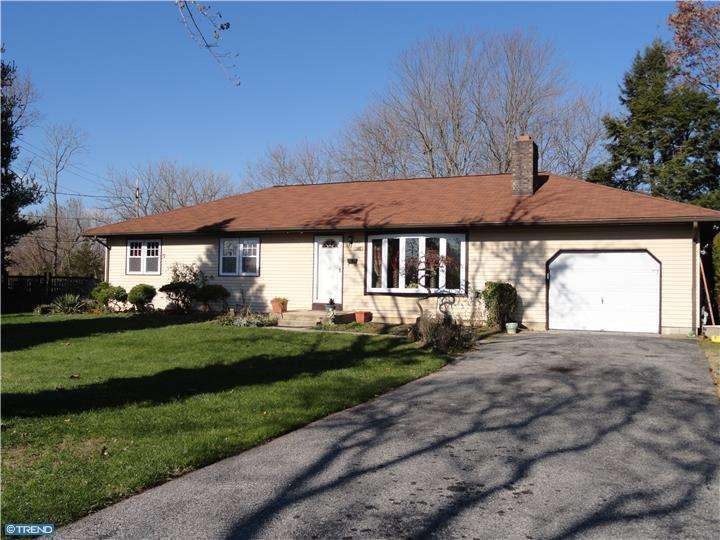 165 Lucas Ave, West Berlin, NJ 08091 - photo 1