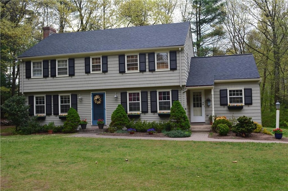 FRONT OF HOUSE