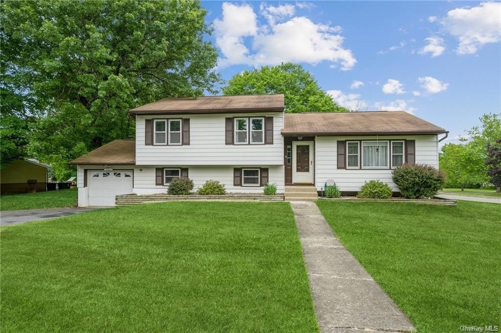 13 Amy Rd, Washingtonville, NY 10992 - photo 1