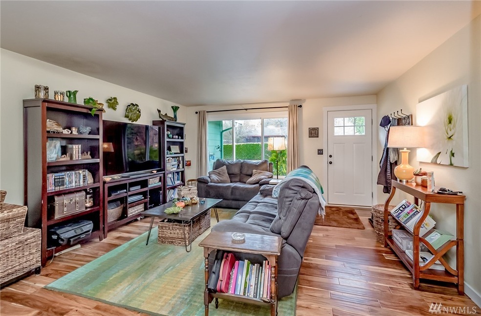 422 216th St SW, Bothell, WA 98021 - photo 1