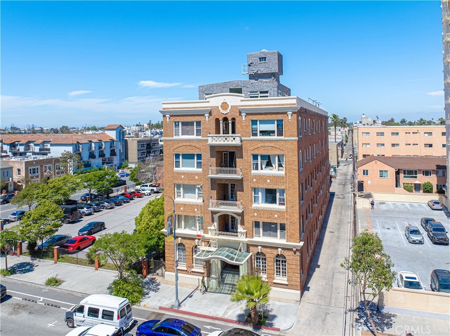 For Sale $315,000 • Co-Listing Agent