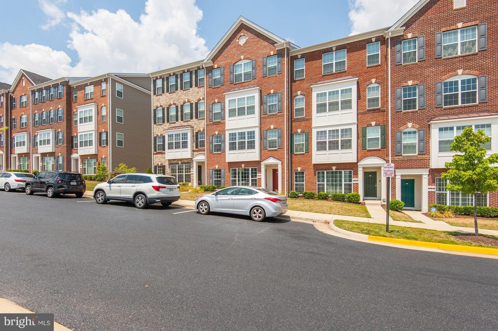 15240 Torbay Way unit 155, Woodbridge, VA 22191 - photo 1