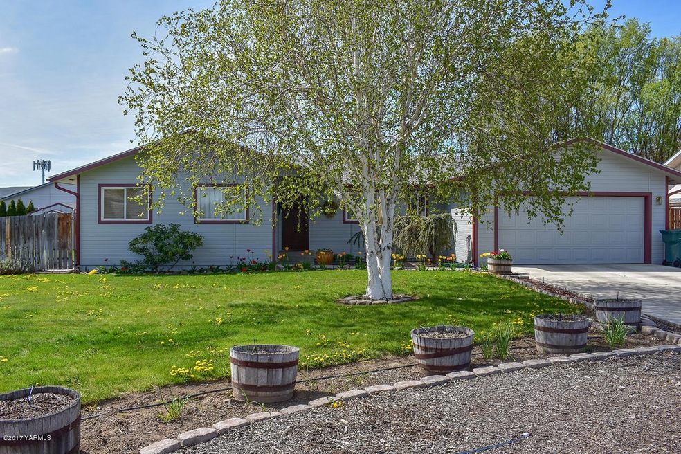 1725 Parsons Loop - Yakima, WA 98908