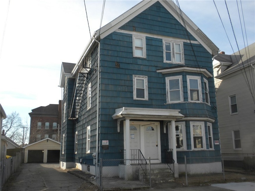 77 Coyle Ave, Pawtucket, RI 02860 - photo 1