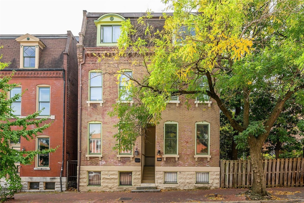 1006 Allen Ave, Saint Louis, MO 63104 - photo 1
