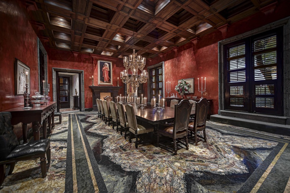 011_Formal Dining 2