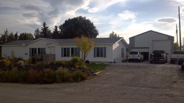 24 N 1300 W, Blackfoot, ID 83221 - photo 1