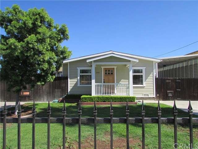 Remodeled 2 bedroom 2 and 1/4 bath home. Move in c