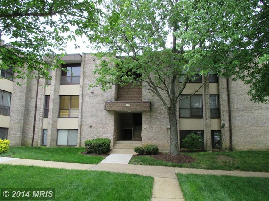 3352 Huntley Square Dr unit T-2, Temple Hills, MD 20748 - photo 1