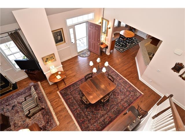 Stunning 2 Story Entry!