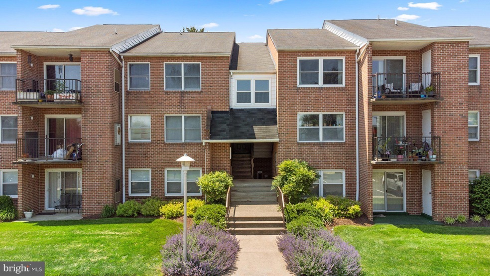 300 Chapel Ct unit 105, Walkersville, MD 21793 - photo 1