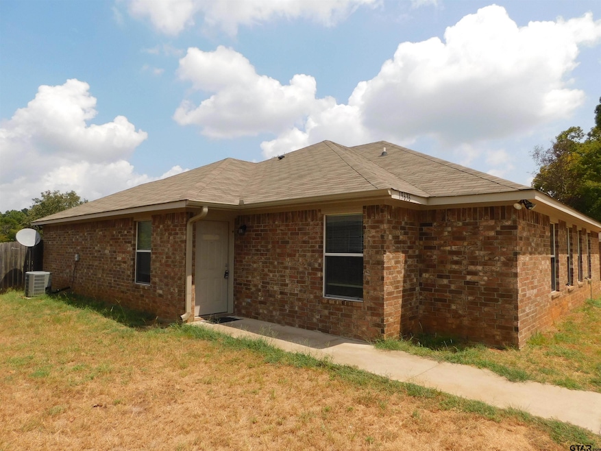 For Rent $1,550/month