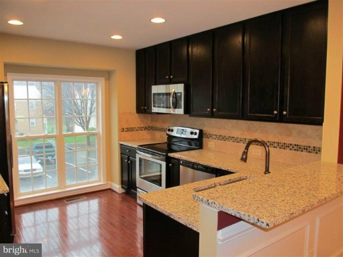 9450 Mayflower Ct, Laurel, MD 20723 - photo 1