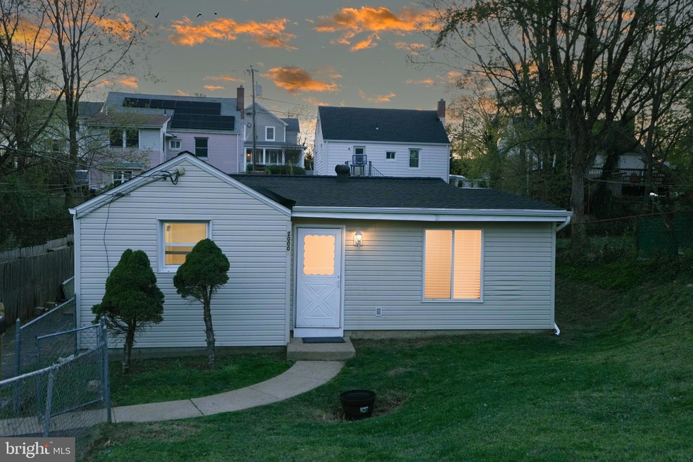 2000 S Monroe St, Arlington, VA 22204 - photo 1