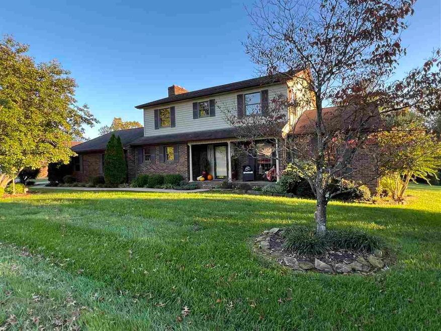 1402 S Calumet Dr, Worthington, KY 41183 - photo 1