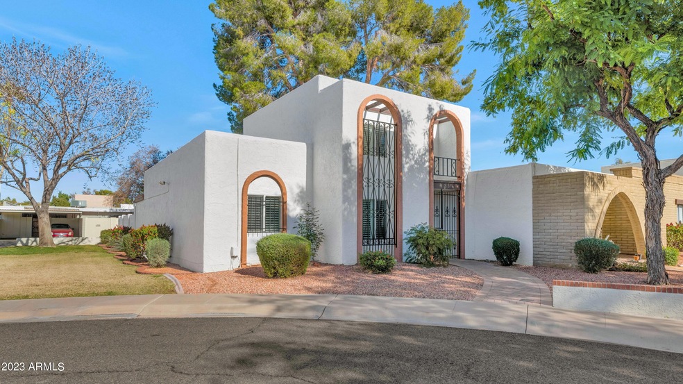 1734 W Claremont St, Phoenix, AZ 85015 - photo 1