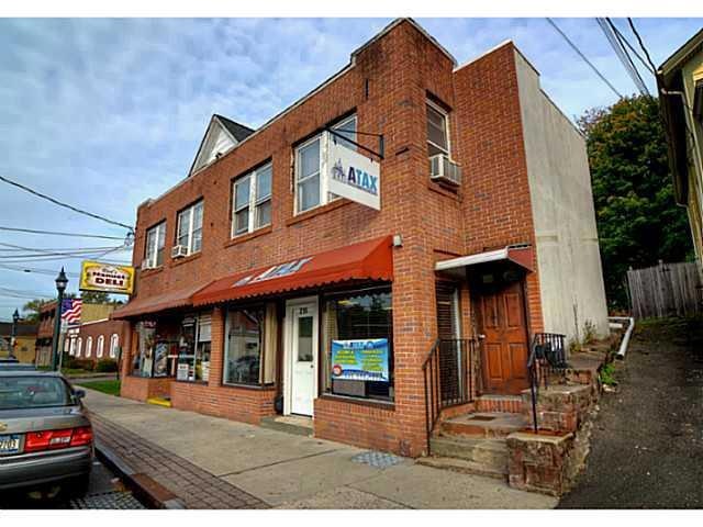 218 Main St unit 2, Nanuet, NY 10954 - photo 1